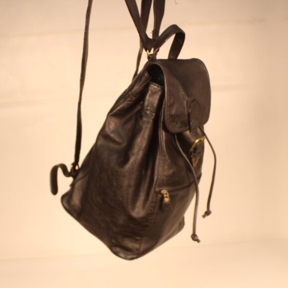 Vintage Virginia Slims Leather Backpack - Picture 2 of 16